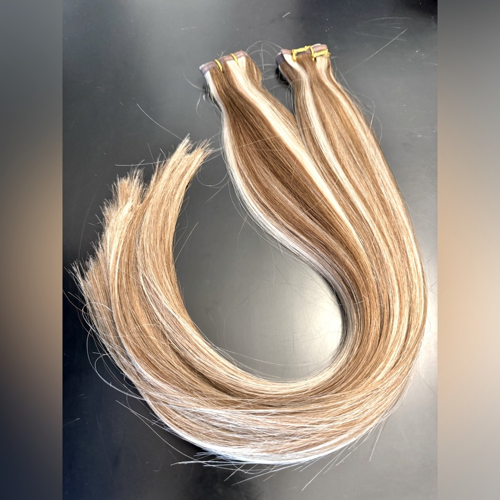 FlatWeft European Extensión 100% Human Hair 100 Grams Blonde Highlighted 22”L